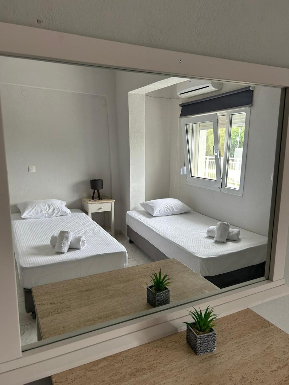 Marele Hills Apartments Неа-Фокеа Номер фото